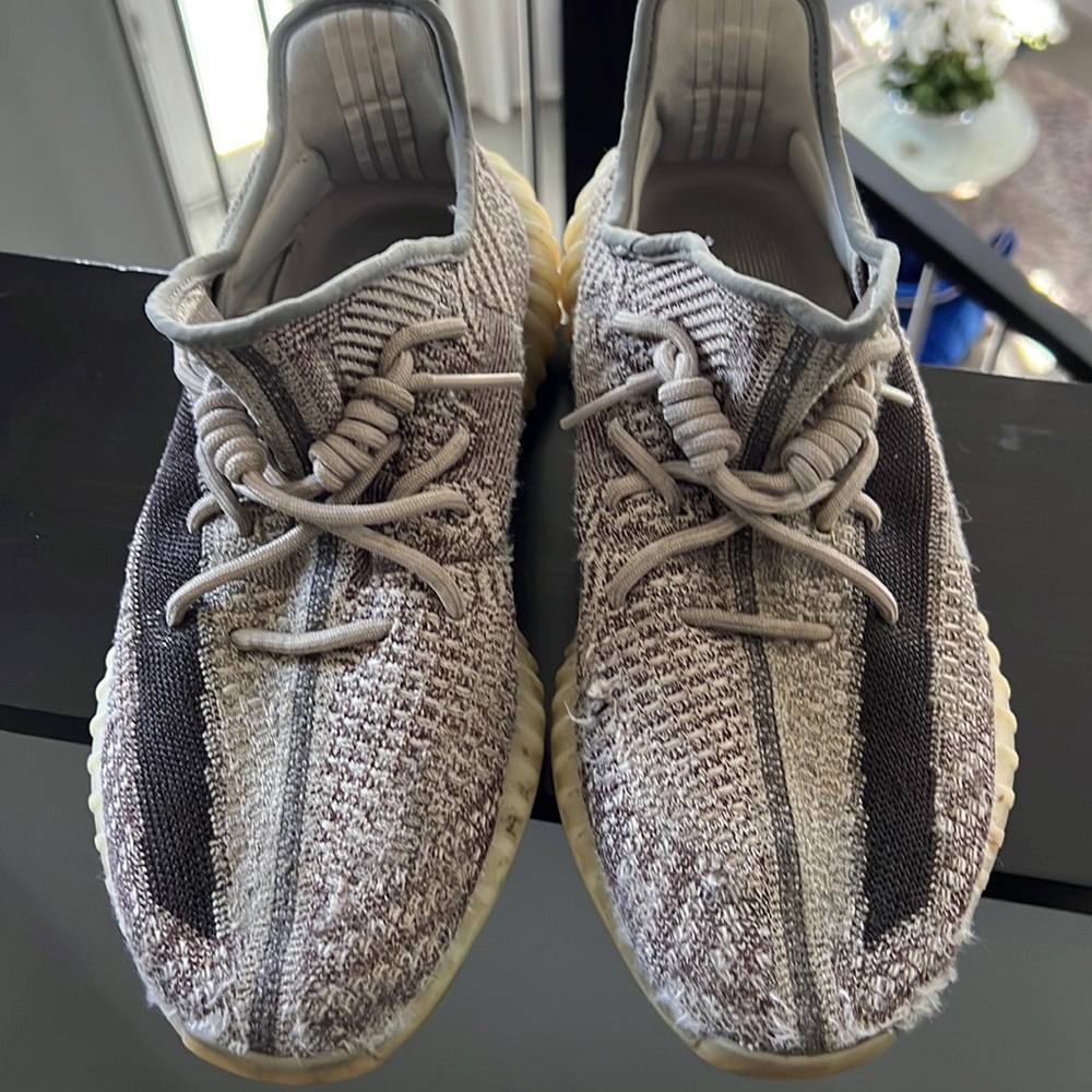 Adidas Yeezy 350 V2 Beluga